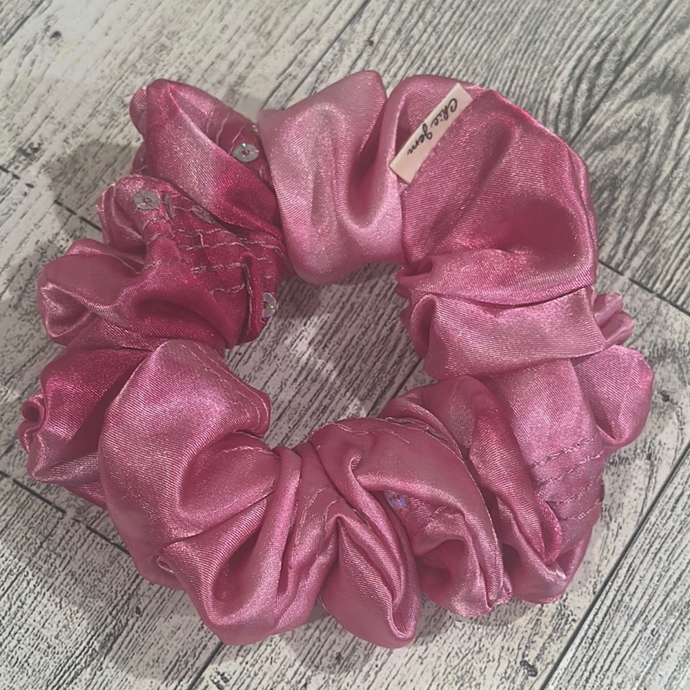 Chic Jem Pink Satin Hair Scrunchies Elegant Accessories